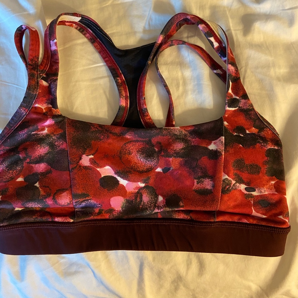 Lululemon sport bra